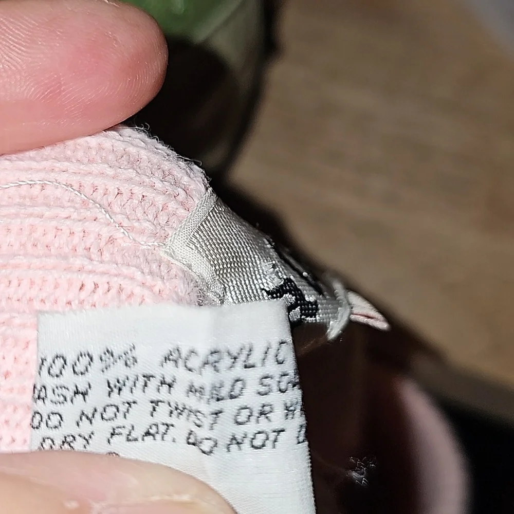 Albee sweater - Picture 10 of 10